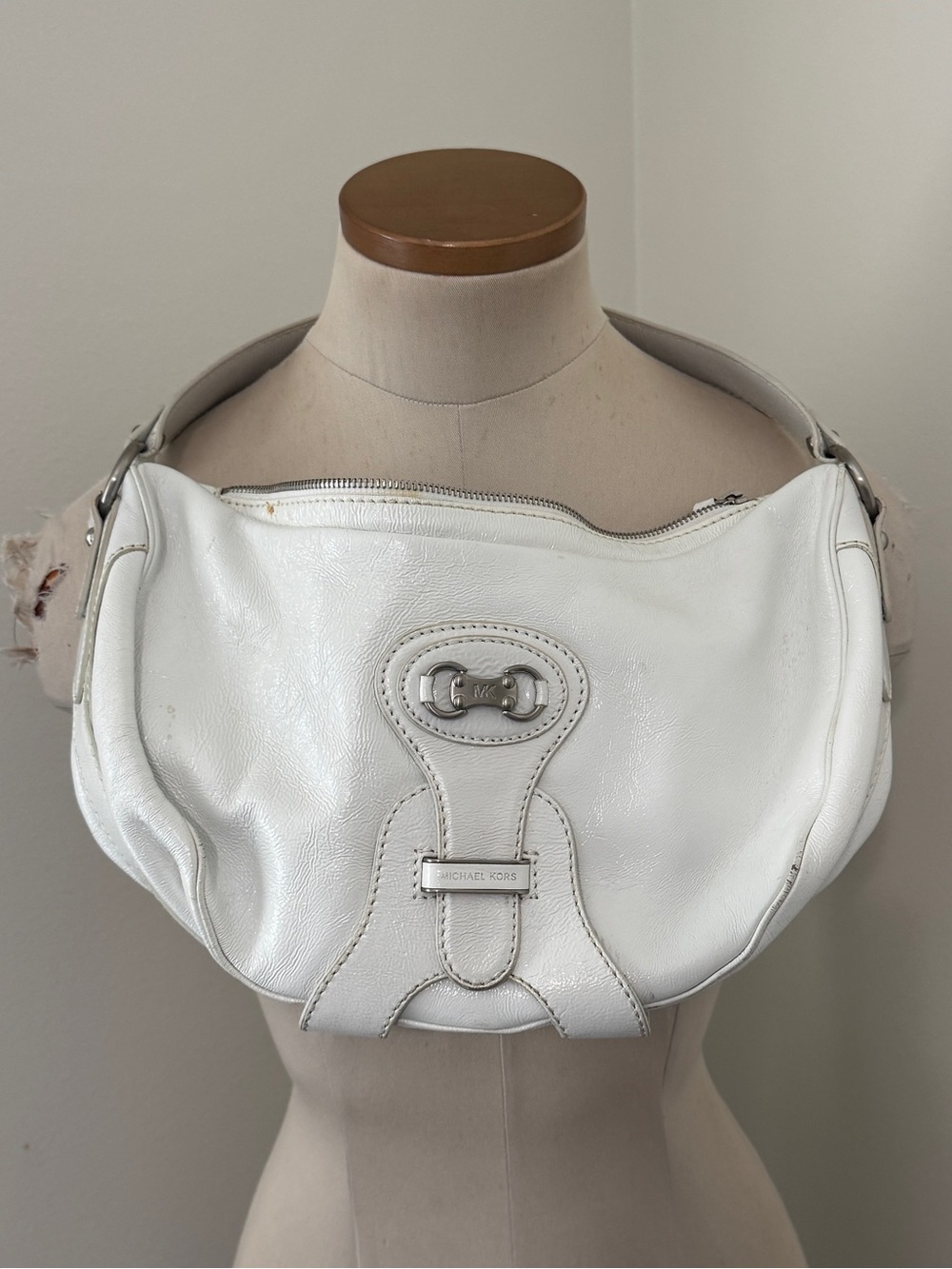 Michael Kors Chestertown White Leather Hobo Shoulder Bag‎ Crescent Handbag
